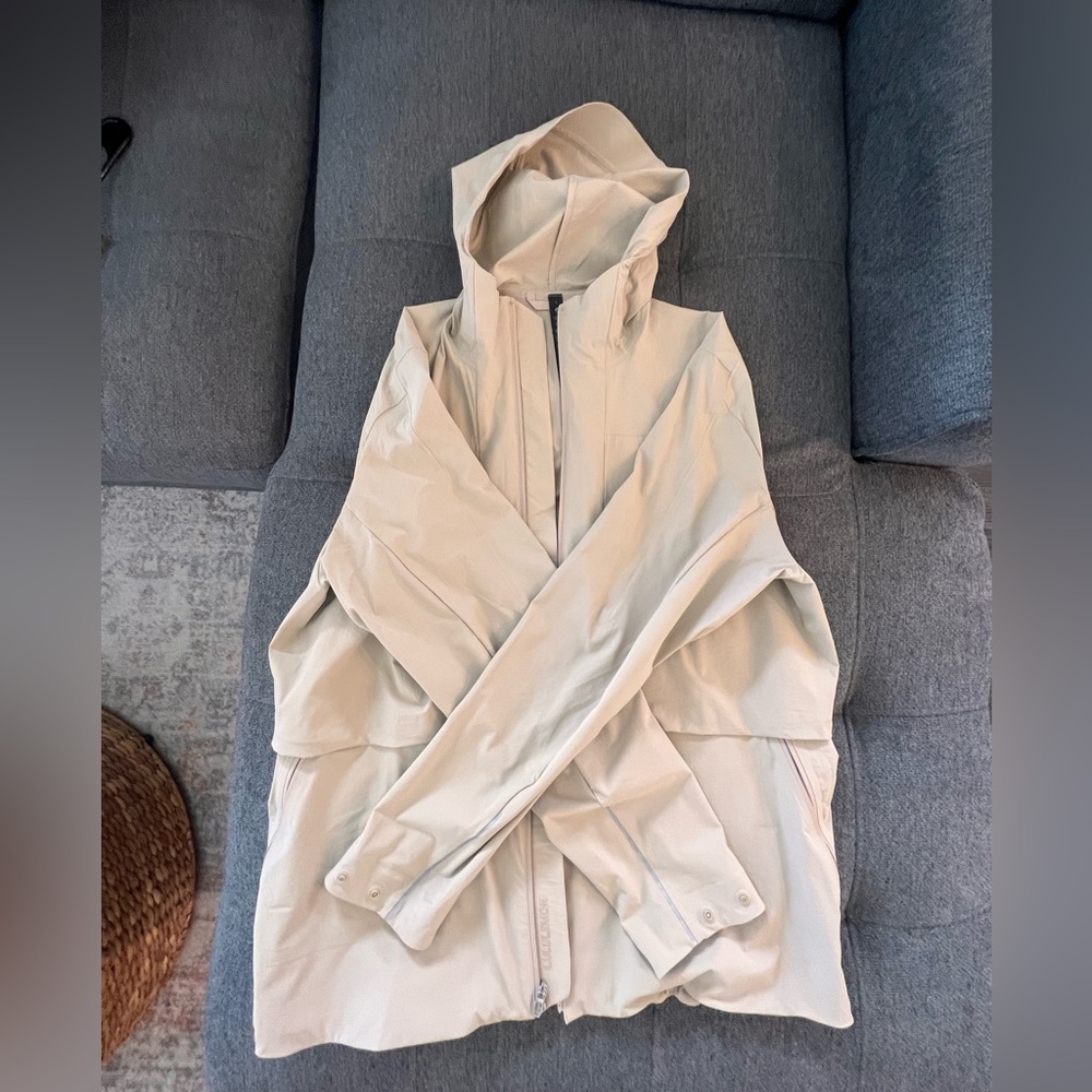 Lululemon Stretch Cargo Jacket - Trench Colour